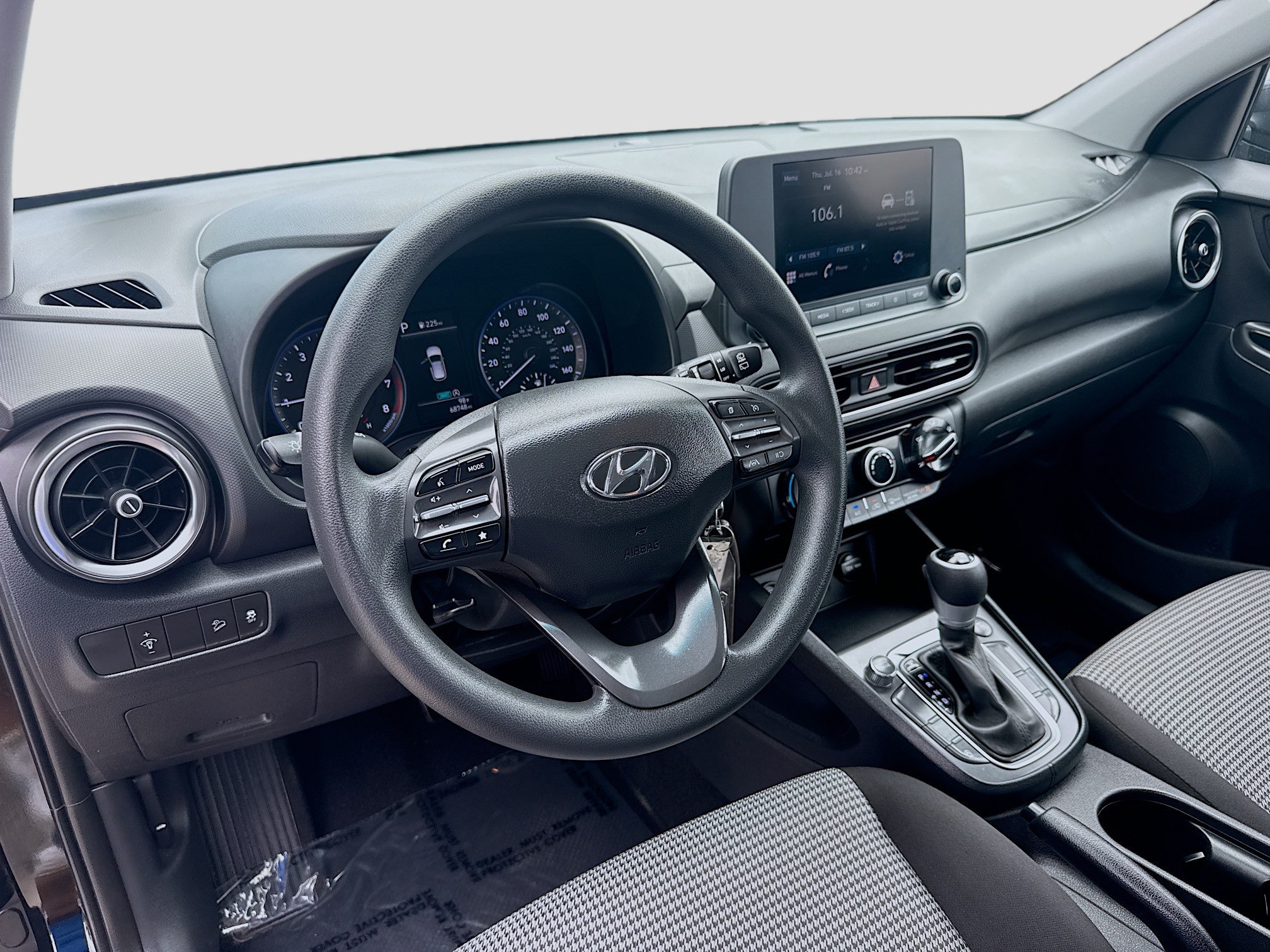 Used 2023 Hyundai Kona SE AWD/4WD image 7