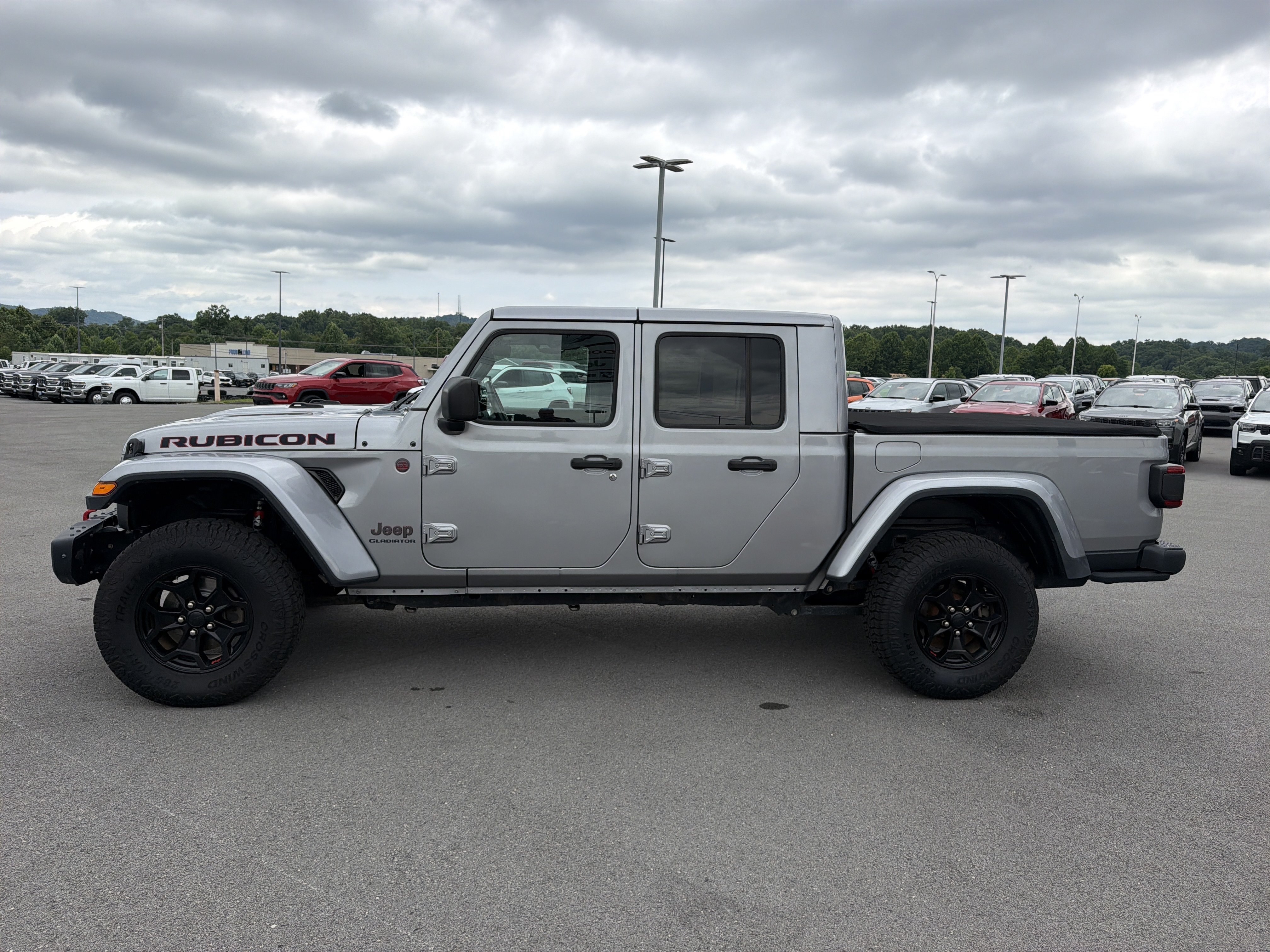 Used 2020 Jeep Gladiator Rubicon AWD/4WD image 12