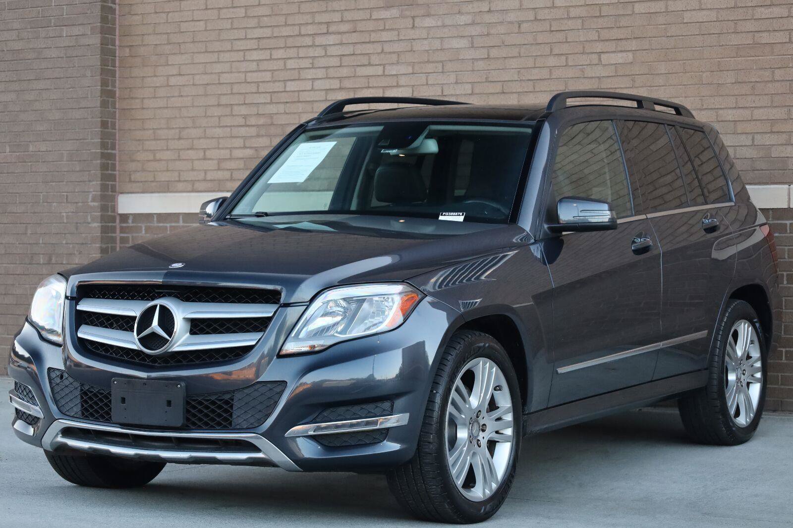 Used 2015 Mercedes-Benz GLK 350 4MATIC image 5