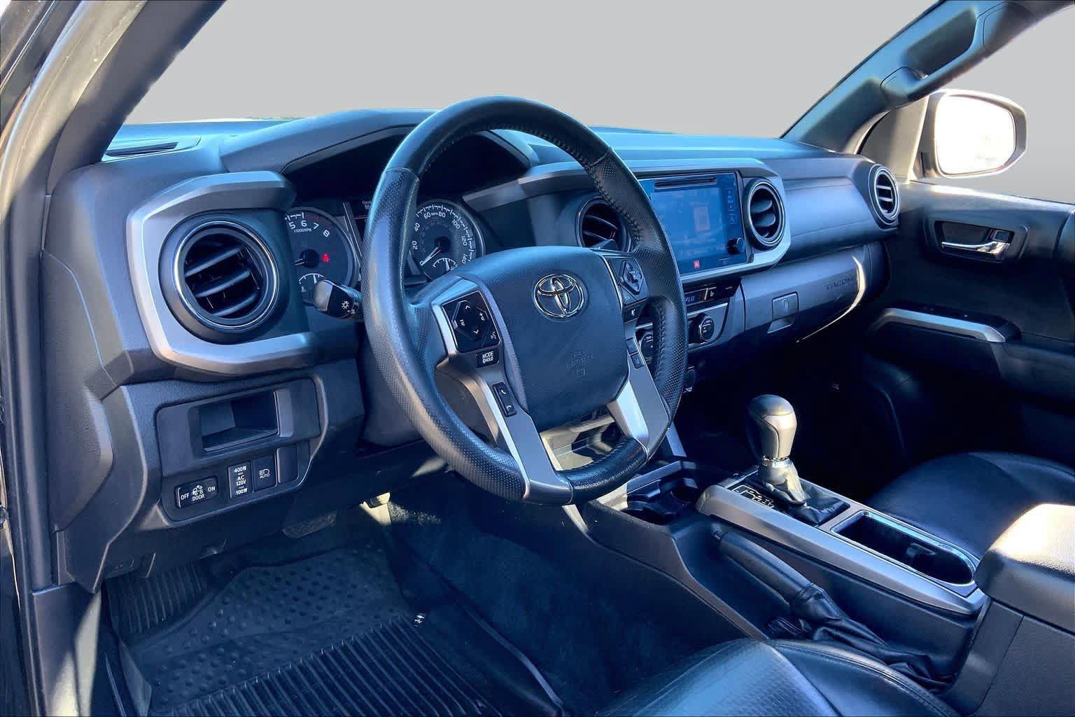 Used 2019 Toyota Tacoma Limited AWD/4WD image 18