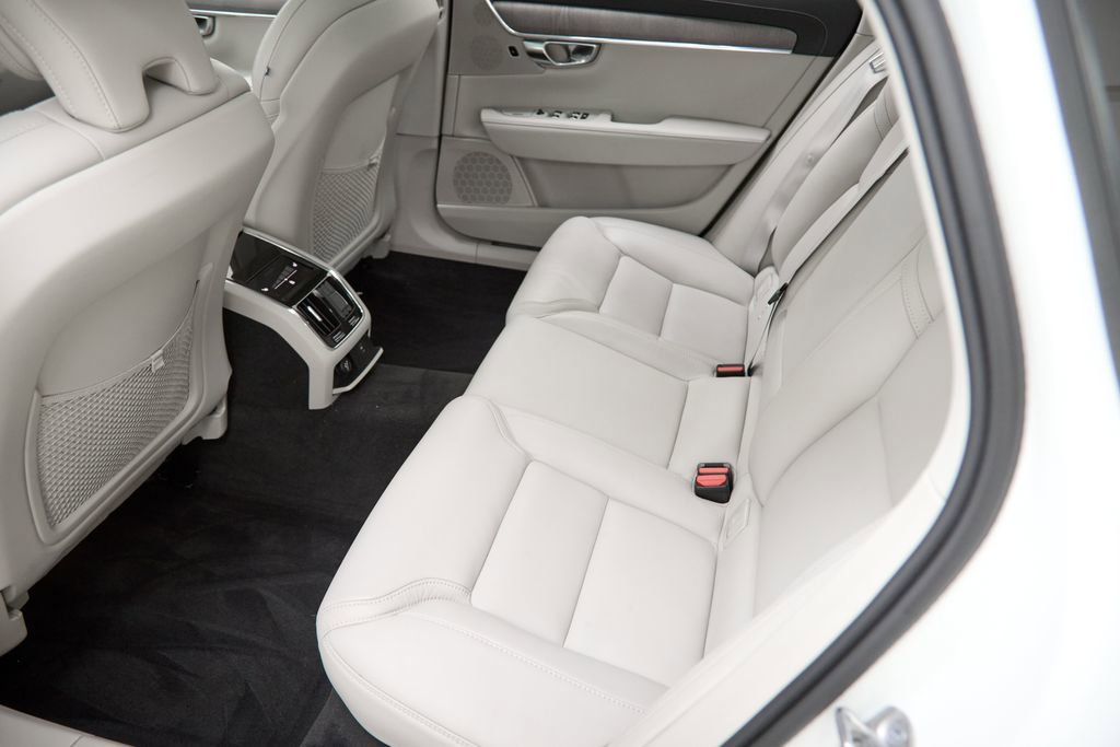 Certified 2023 Volvo S90 B6 Ultimate image 22