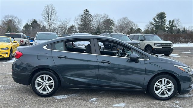 Used 2018 Chevrolet Cruze LT image 27