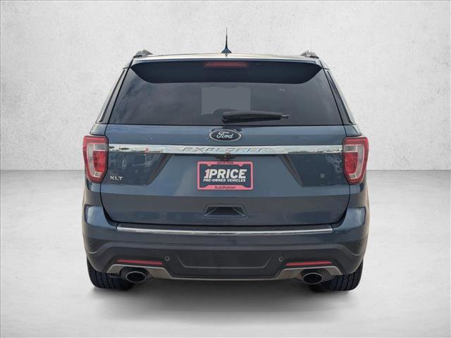 Used 2018 Ford Explorer XLT w/ Equipment Group 201A image 6