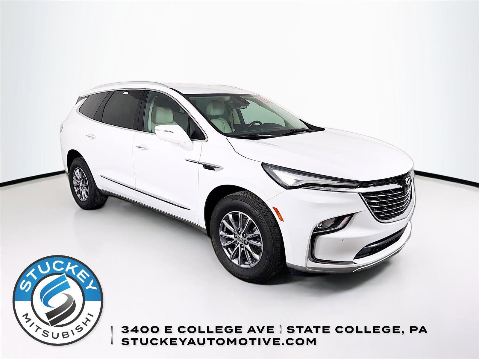 Used 2023 Buick Enclave Essence w/ Trailering Package, 5000 lbs.