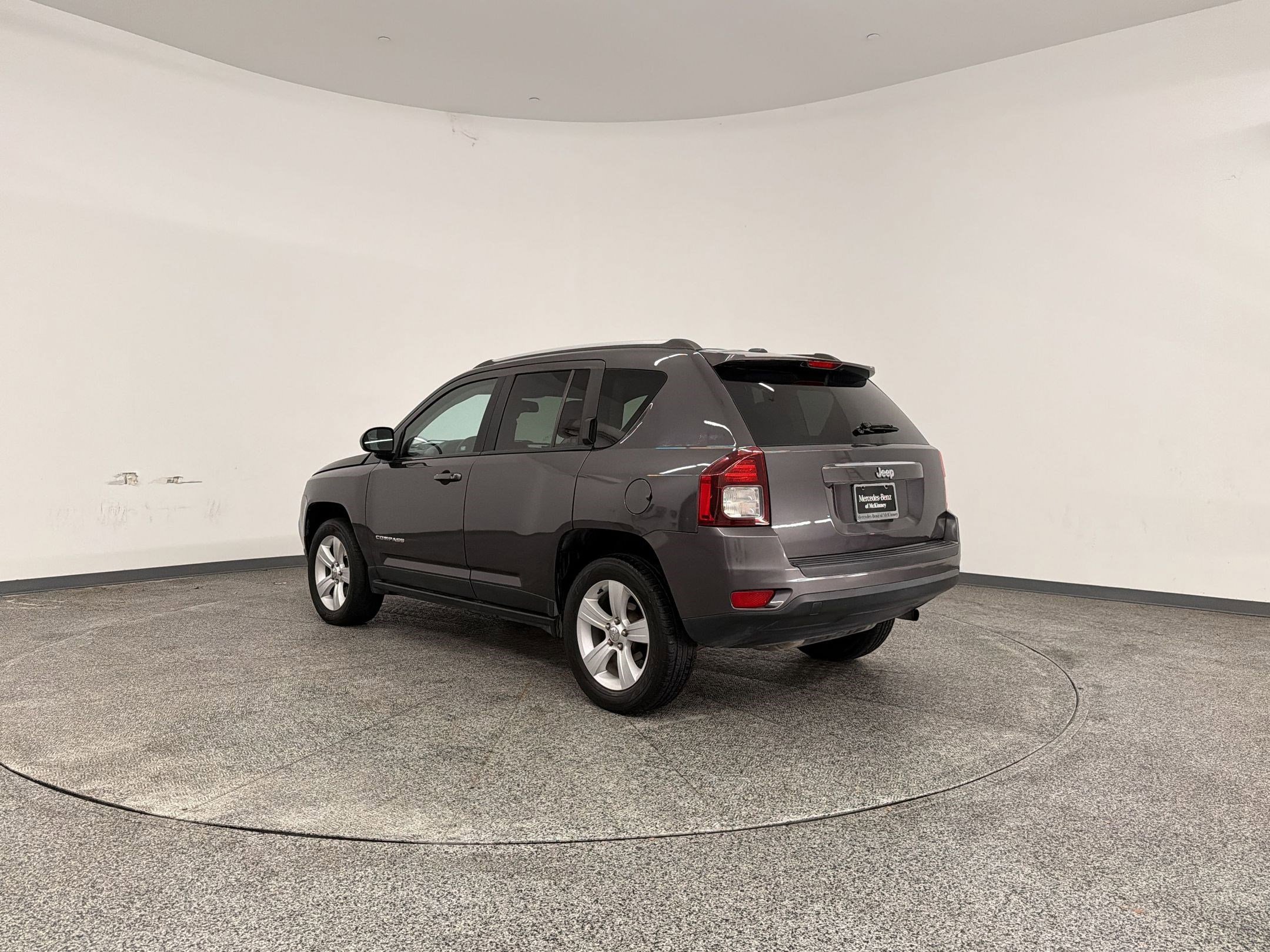 Used 2016 Jeep Compass Sport w/ Power Value Group AWD/4WD image 3
