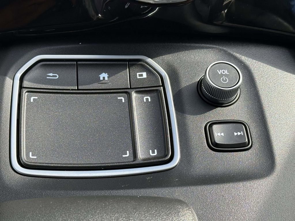 Certified 2025 Acura TLX w/ Technology Package FWD image 21