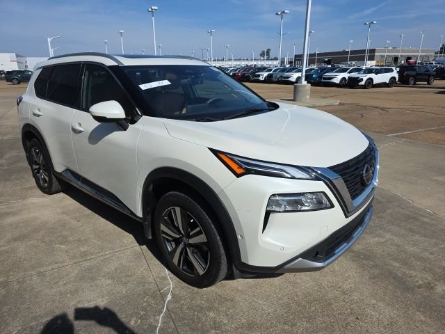 Used 2021 Nissan Rogue Platinum FWD image 9