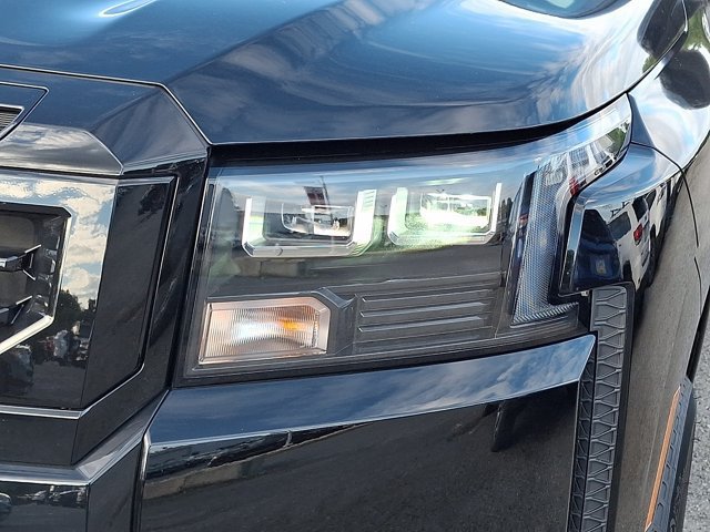 Used 2026 Nissan Frontier SV w/ All-Weather Content Package AWD/4WD image 12