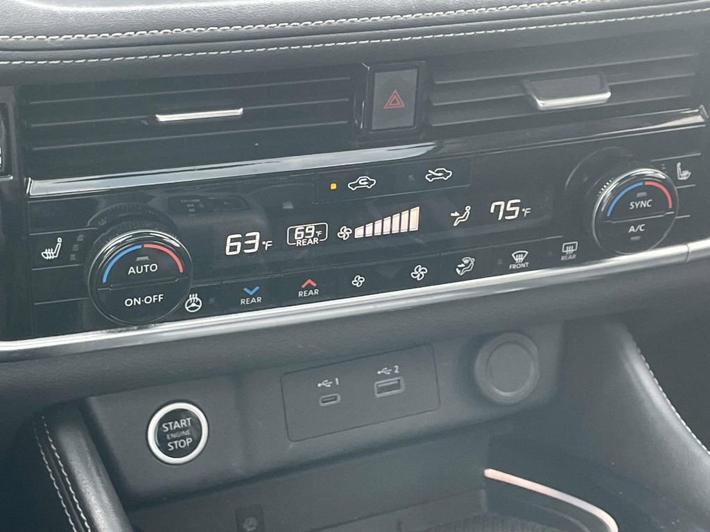 Used 2023 Nissan Rogue Platinum w/ Platinum Premium Package image 28