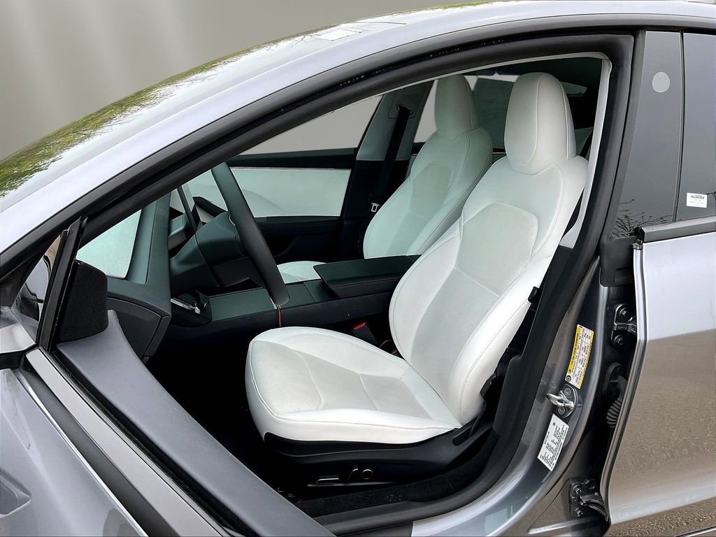 Used 2024 Tesla Model 3 Standard Range RWD image 20