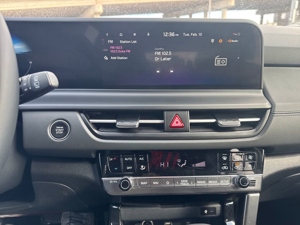 Certified 2026 Kia Seltos EX w/ EX Sunroof Package image 19