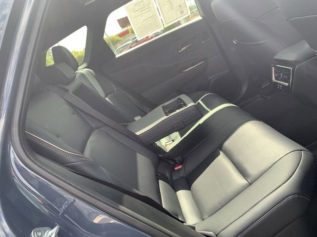 Certified 2025 Toyota Crown Signia w/ Advanced Technology Package AWD/4WD image 12