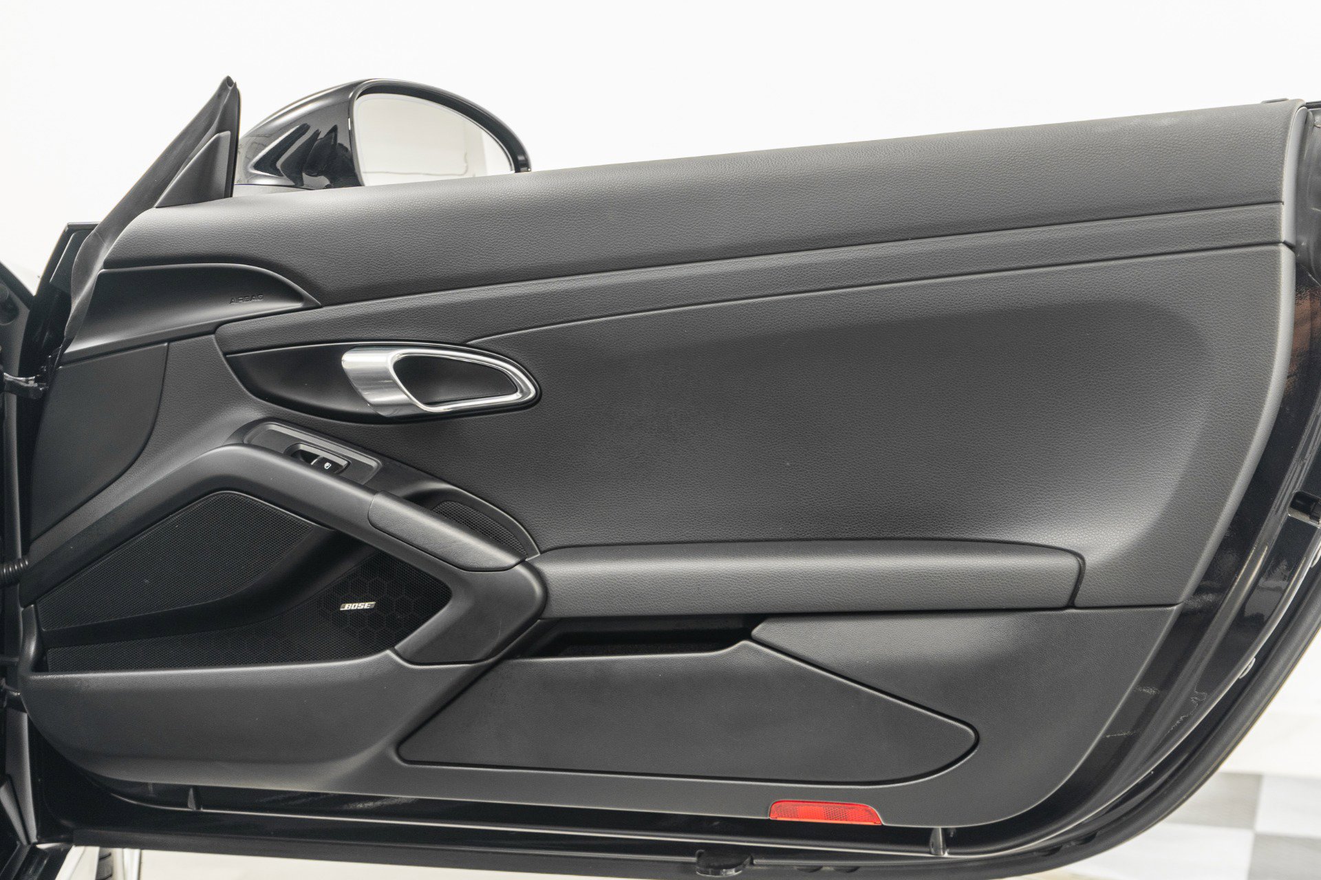 Used 2017 Porsche 718 Boxster RWD image 39
