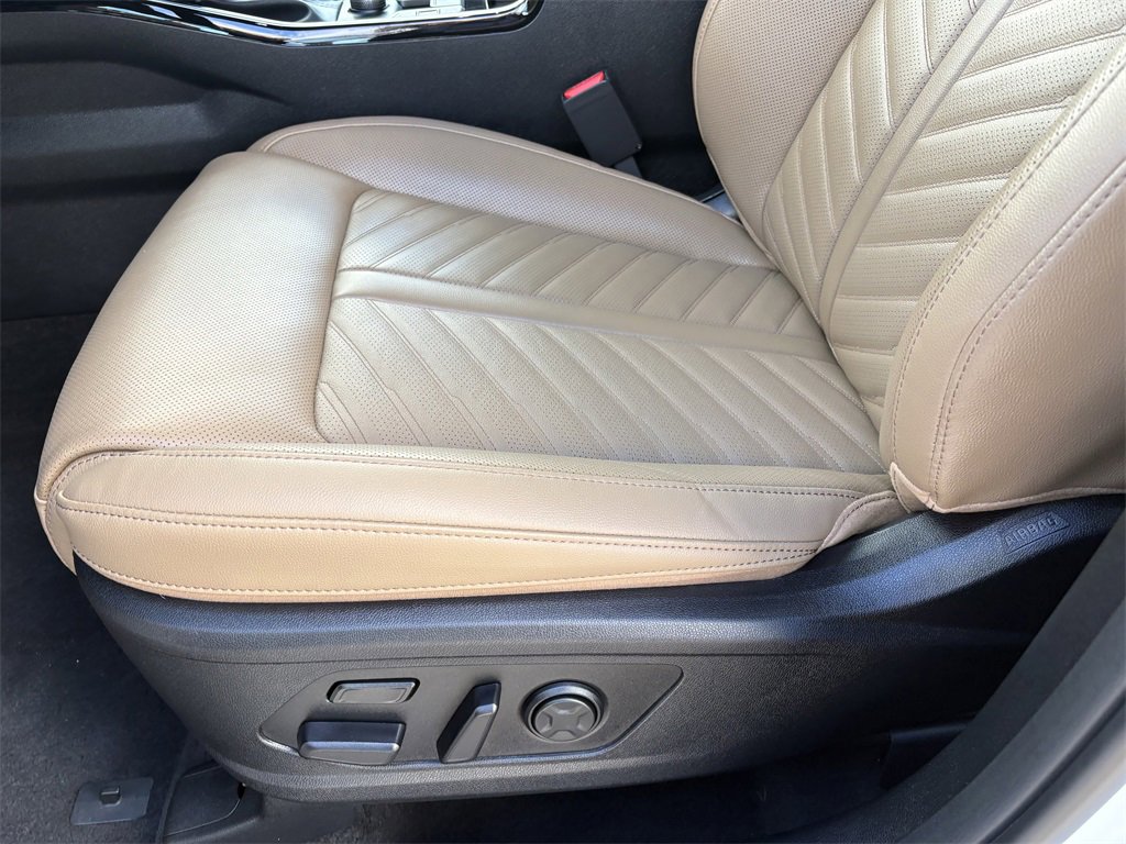 Certified 2025 Kia Sorento SX Prestige w/ Olive Brown Leather Package image 25