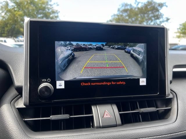 Used 2025 Toyota RAV4 XLE AWD/4WD image 26