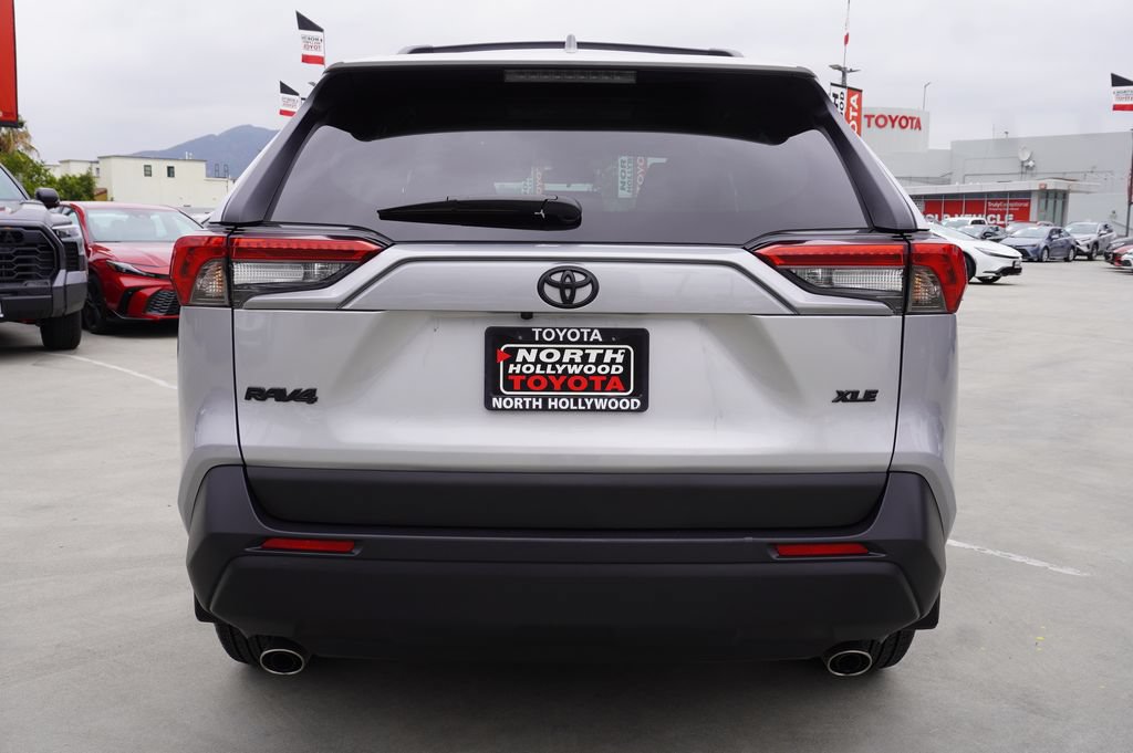 Certified 2024 Toyota RAV4 XLE FWD image 6