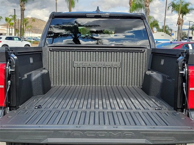 Used 2025 Toyota Tacoma TRD Sport image 28