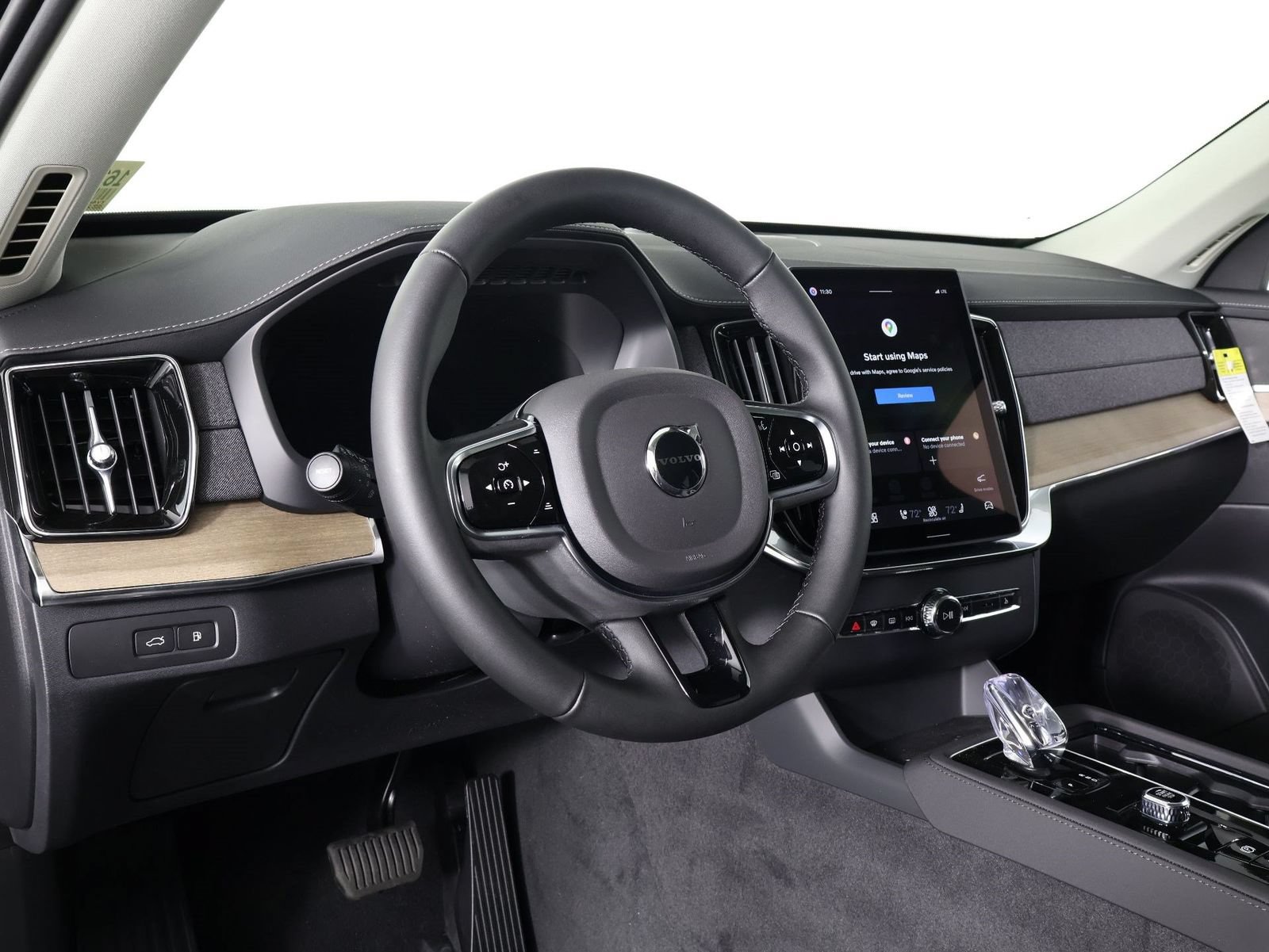 New 2026 Volvo XC90 T8 Plus AWD/4WD image 8