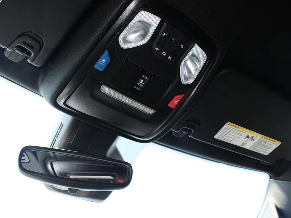 Used 2025 RAM 1500 Tradesman w/ Night Edition AWD/4WD image 10