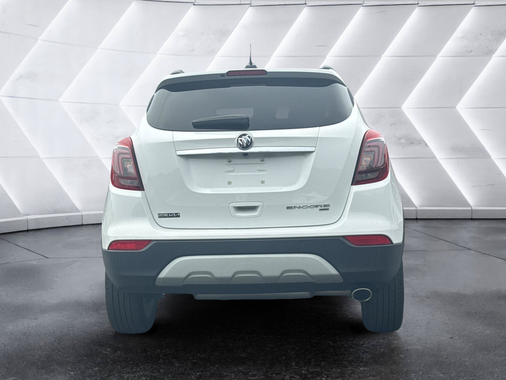 Used 2022 Buick Encore Preferred w/ Safety Package AWD/4WD image 6
