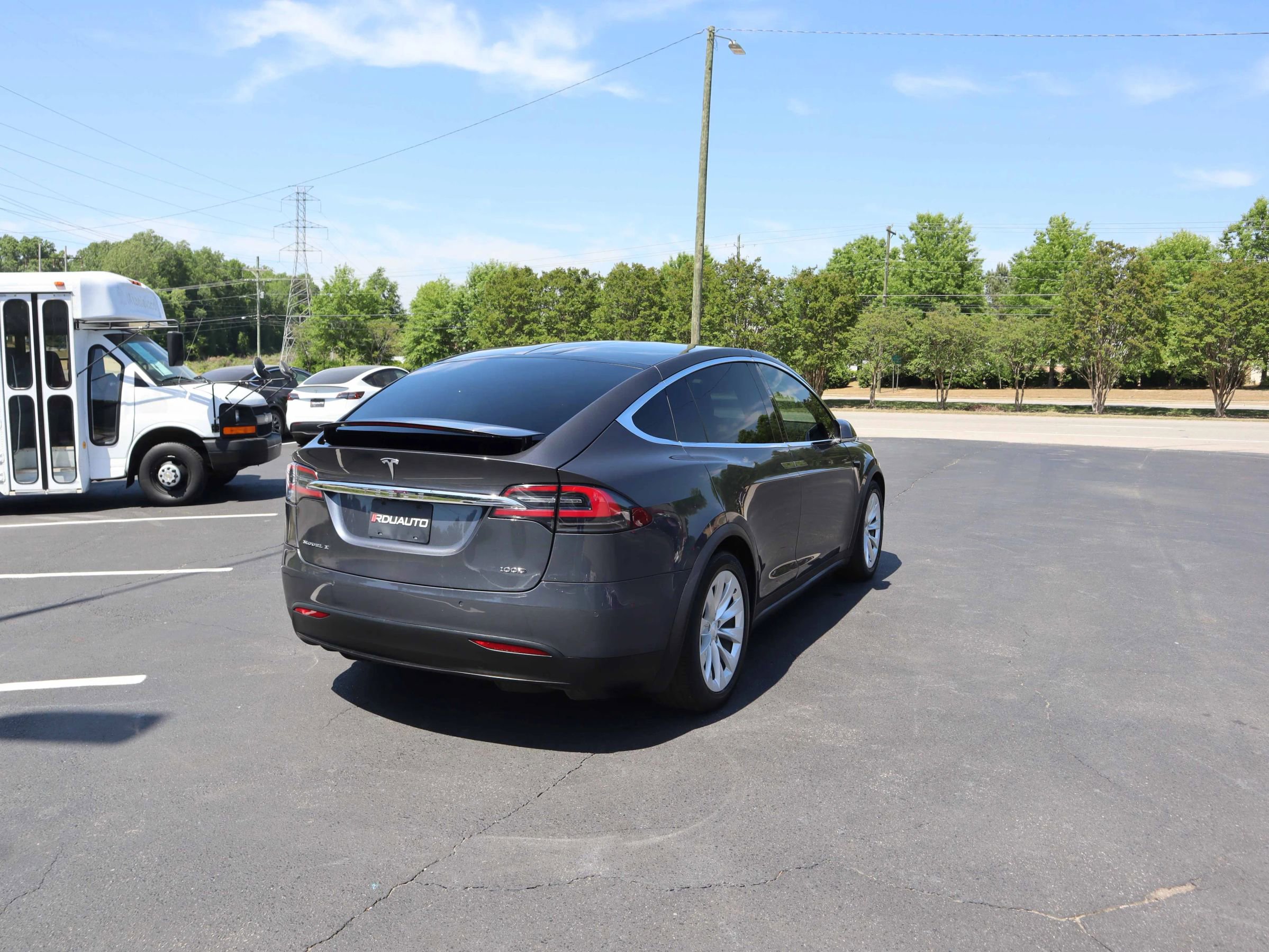 Used 2018 Tesla Model X 100D image 15