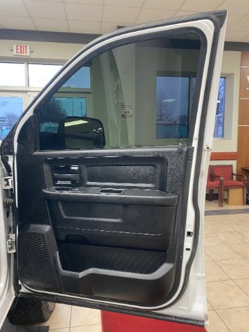 Used 2022 RAM 2500 Tradesman w/ Bed Utility Group image 25