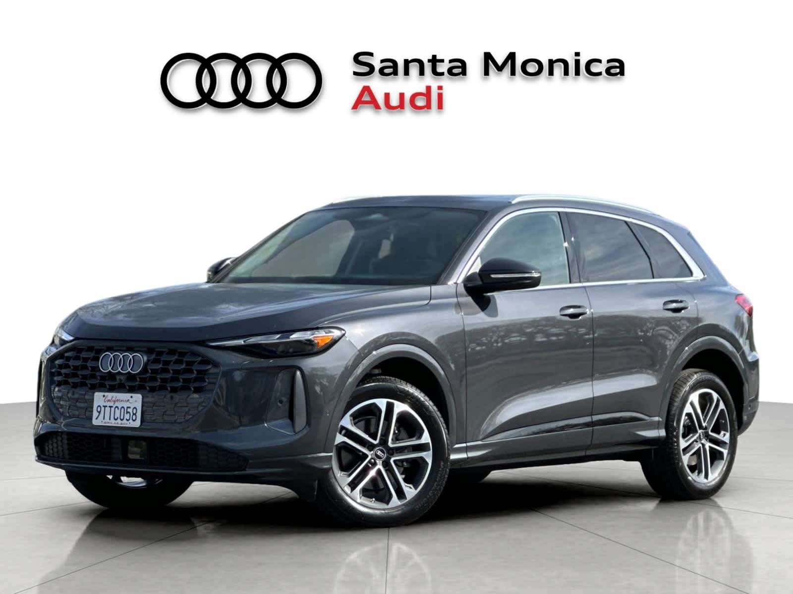 Used 2025 Audi Q5 Premium w/ Convenience Package AWD/4WD image 1