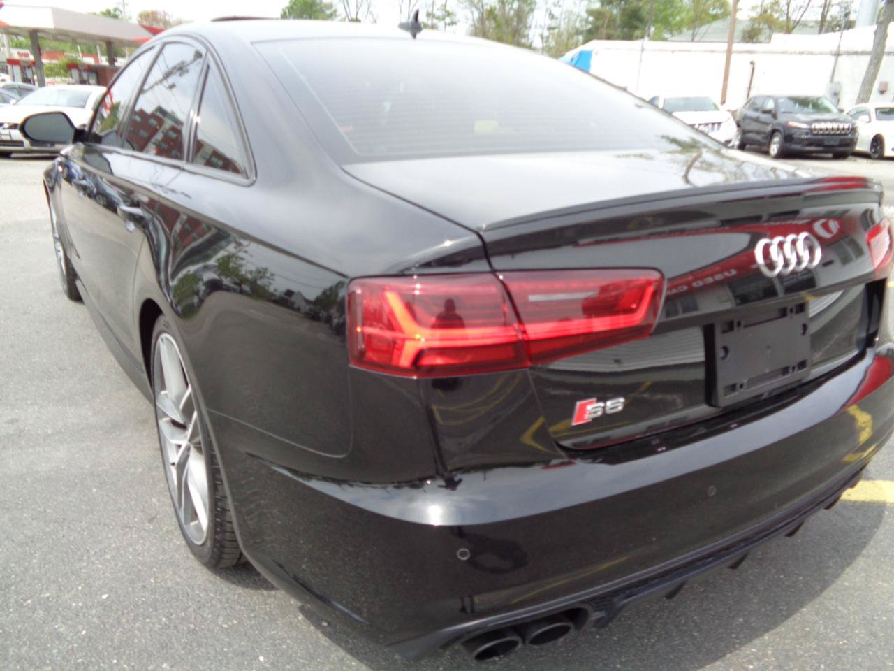 Used 2017 Audi S6 Premium Plus w/ Black Optic Package AWD/4WD image 21