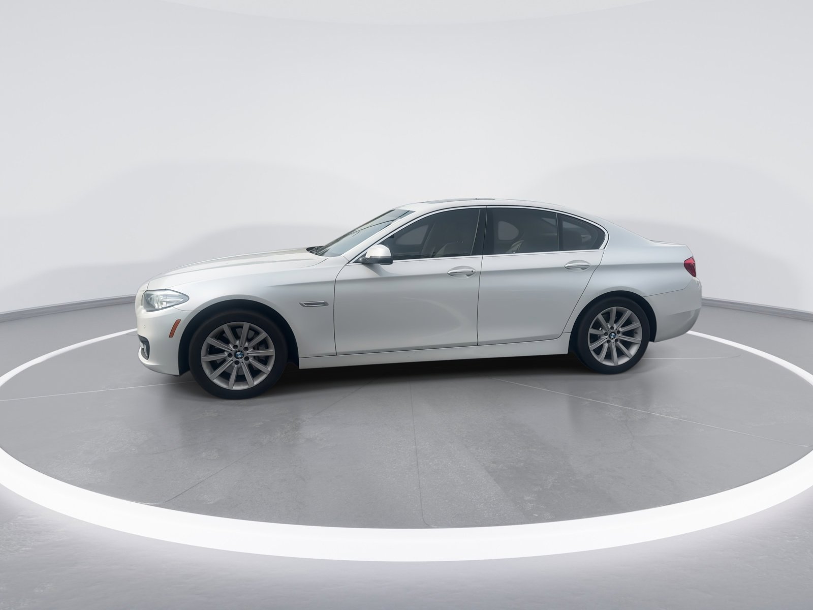 Used 2015 BMW 535i Sedan image 6