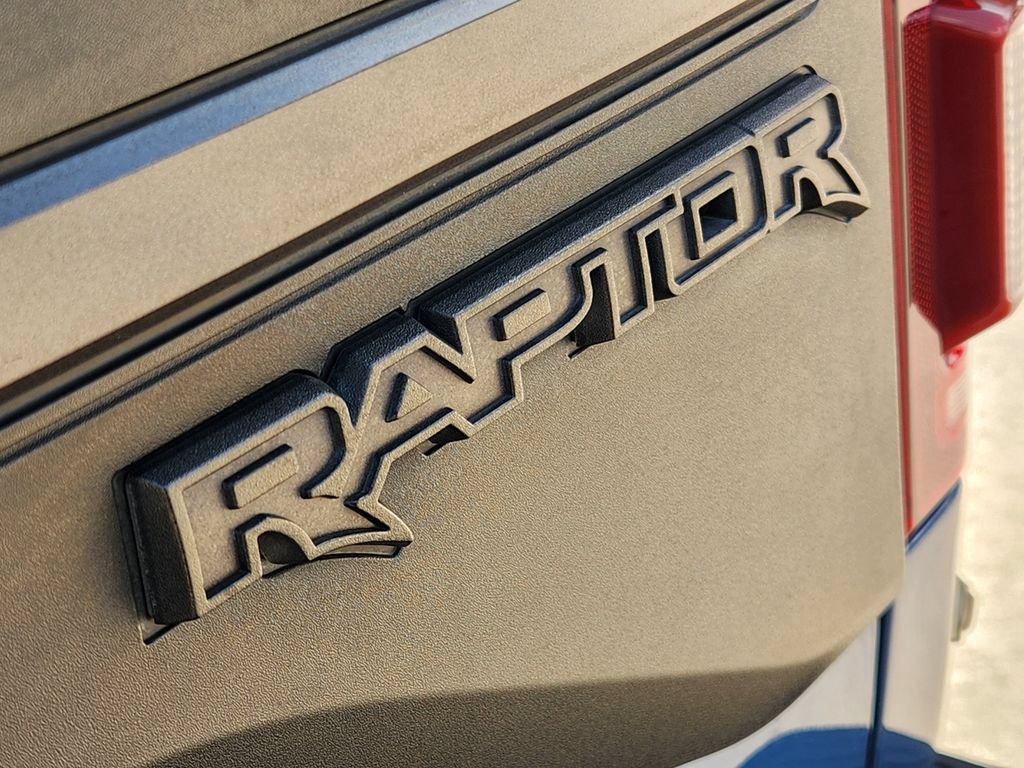 Used 2019 Ford F150 Raptor w/ Equipment Group 802A Luxury AWD/4WD image 11