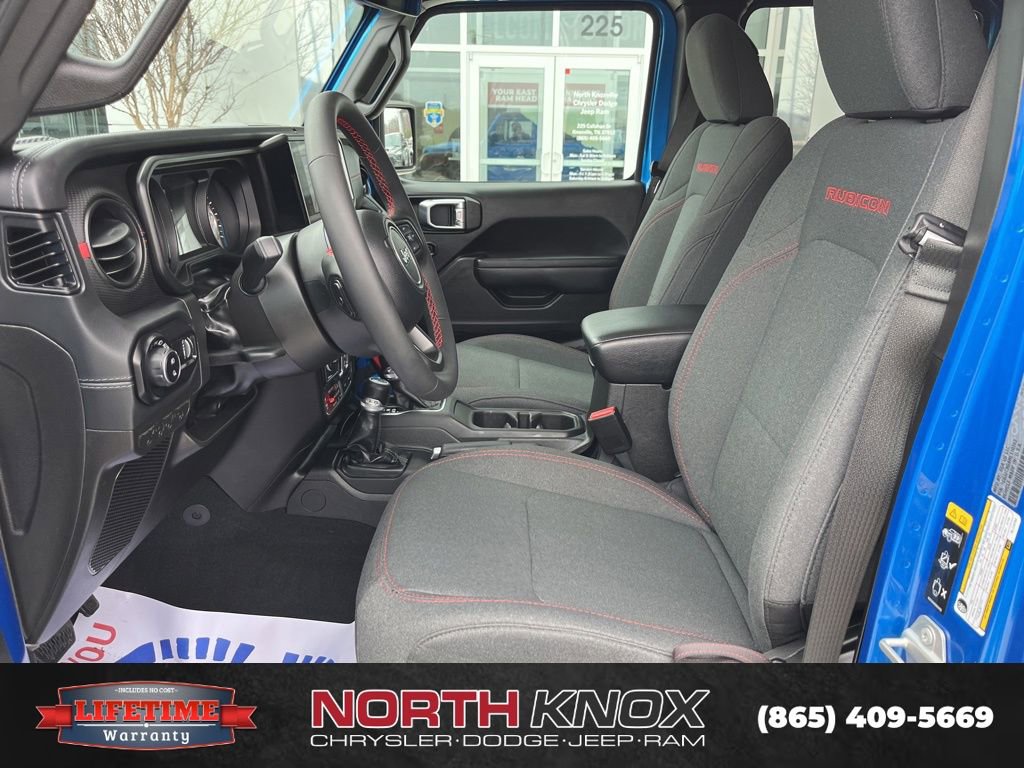 Used 2024 Jeep Gladiator Rubicon w/ Technology Group image 3