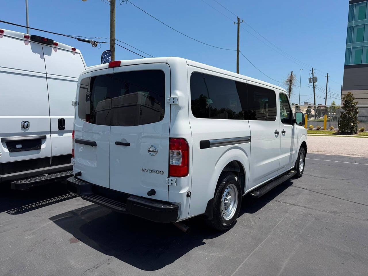 Used 2019 Nissan NV 3500 S RWD image 6