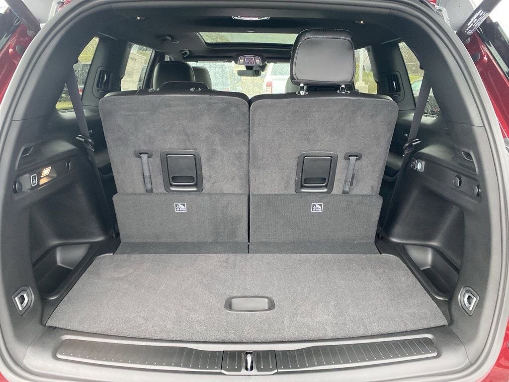 New 2025 Jeep Grand Cherokee L Limited w/ Black Appearance Package image 18