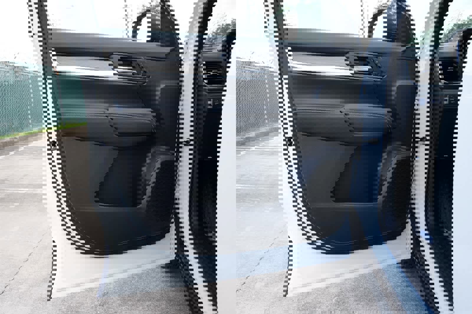 Used 2025 GMC Terrain Elevation image 18