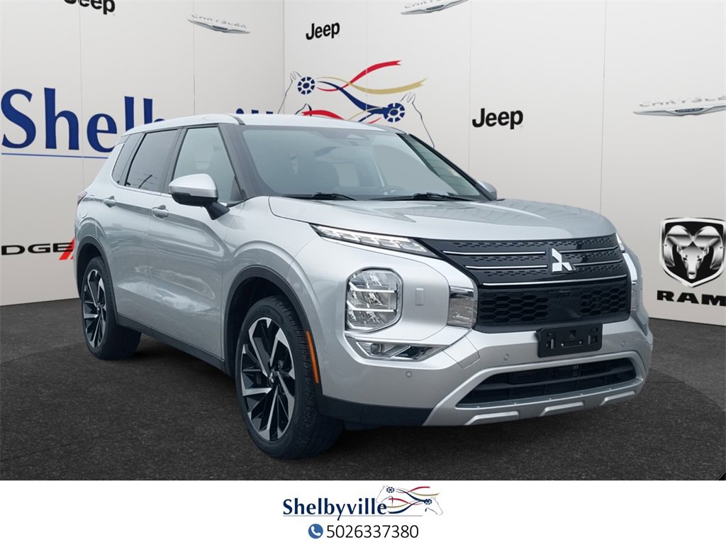 Used 2024 Mitsubishi Outlander SE image 5