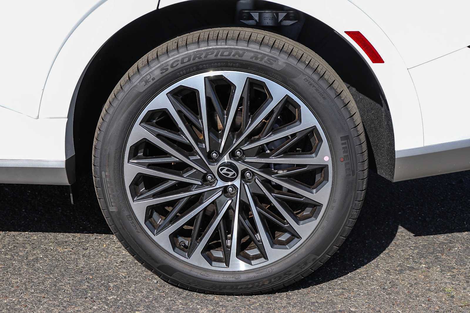 New 2026 Hyundai Palisade Calligraphy AWD/4WD image 13
