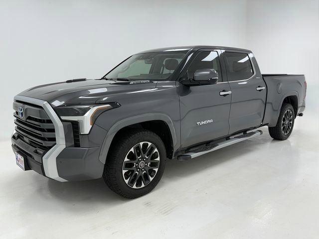 Used 2023 Toyota Tundra Limited w/ Power Package RWD image 5