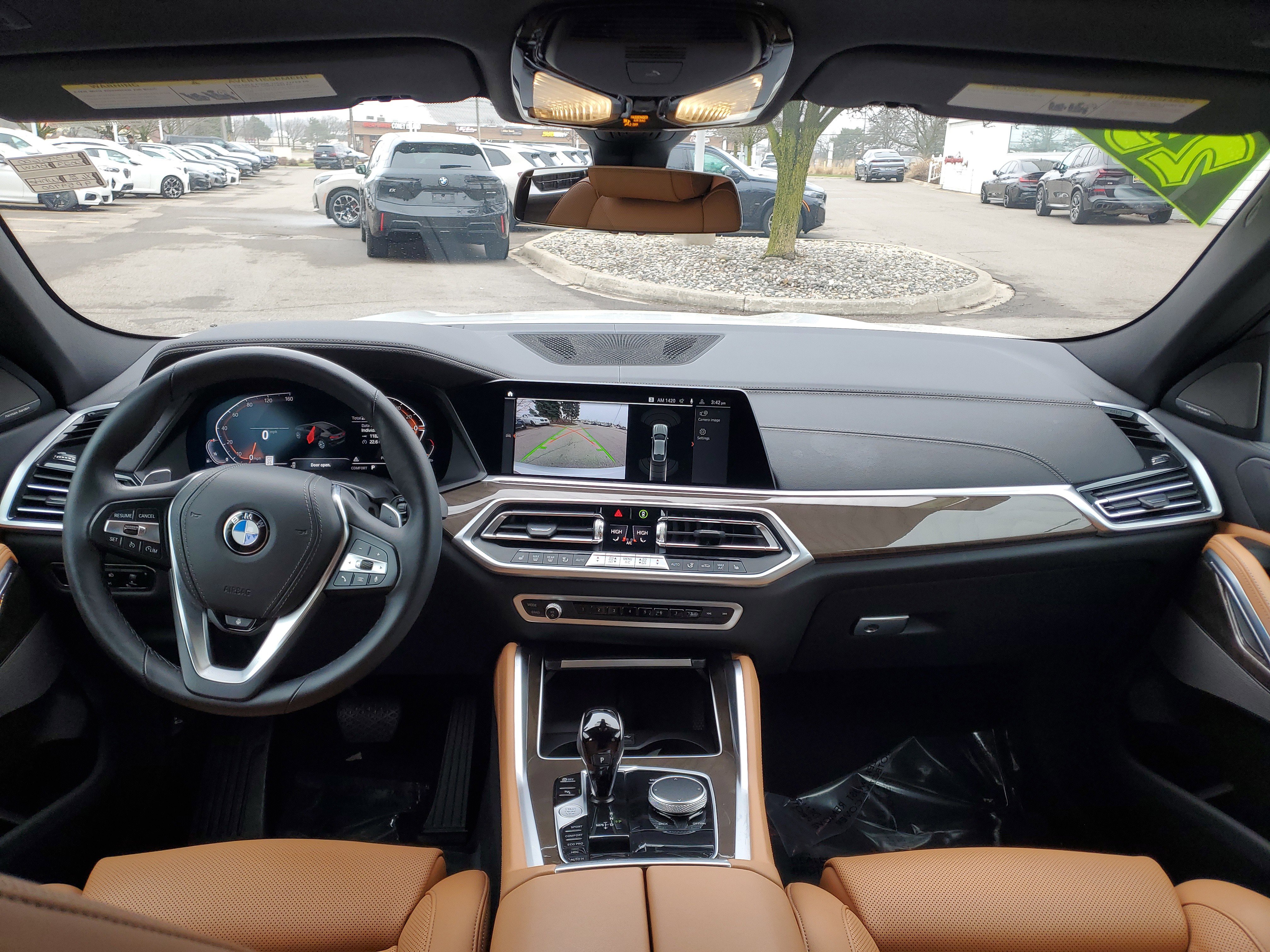 Used 2023 BMW X6 xDrive40i w/ Climate Comfort Package image 21