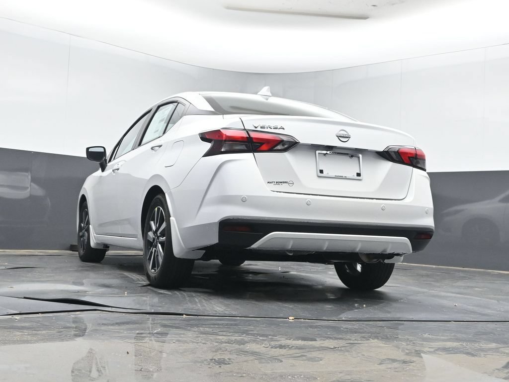 Used 2025 Nissan Versa SV w/ Trunk Package FWD image 12