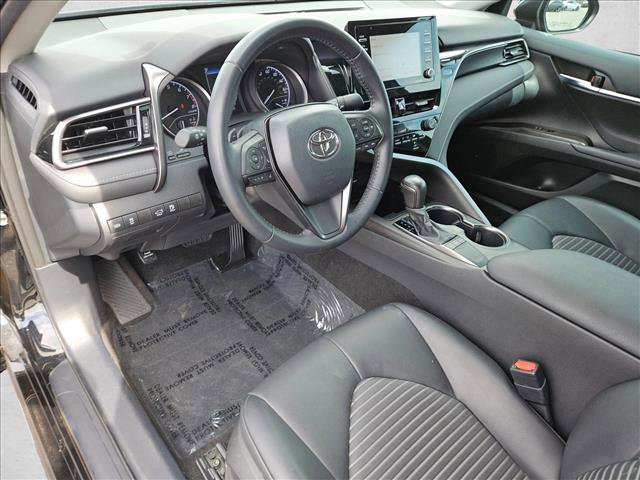 Used 2022 Toyota Camry SE w/ Carpet Mat Package (TMS) FWD image 18