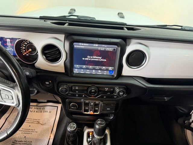 Used 2020 Jeep Wrangler Unlimited Sahara w/ Uconnect 4C Nav & Sound Group AWD/4WD image 26