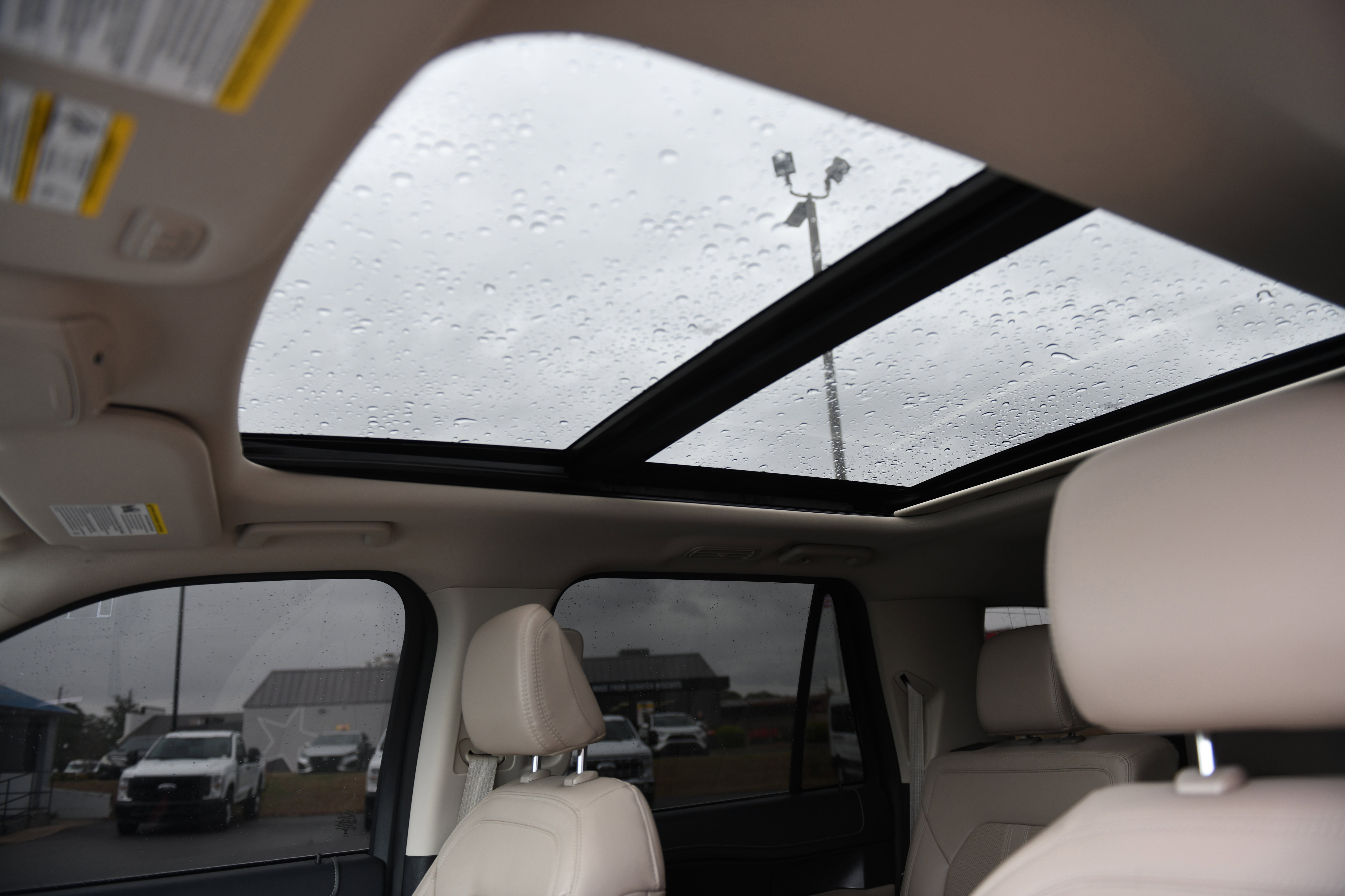 Used 2024 Ford Expedition Max Limited image 21