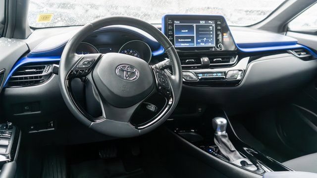 Used 2022 Toyota C-HR XLE FWD image 29