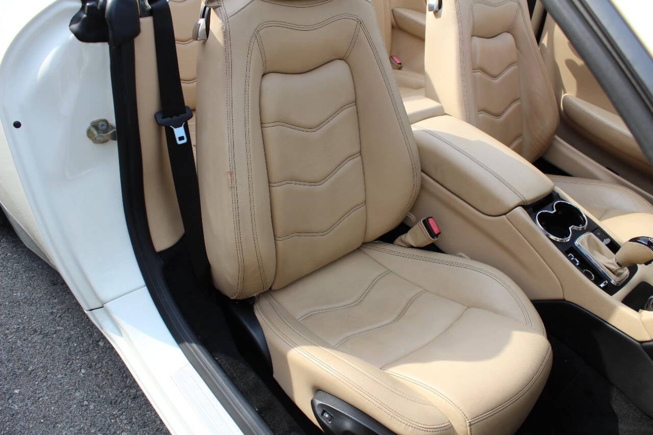Used 2015 Maserati GranTurismo Convertible RWD image 14