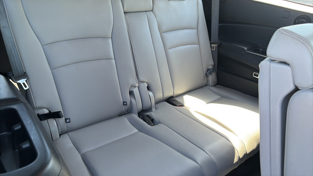 Used 2017 Honda Pilot EX-L image 23