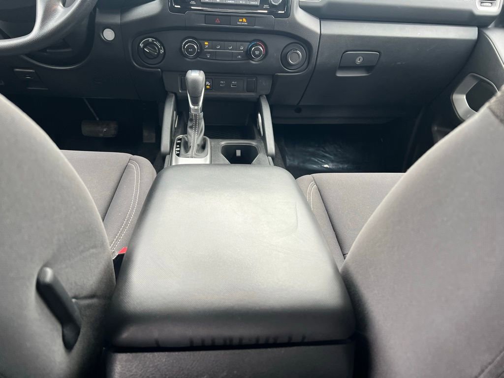 Used 2022 Nissan Frontier SV w/ Technology Package image 19