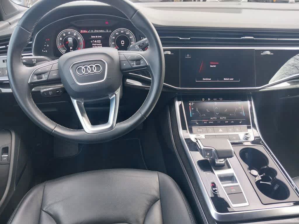 Used 2025 Audi Q7 3.0T Premium Plus AWD/4WD image 2