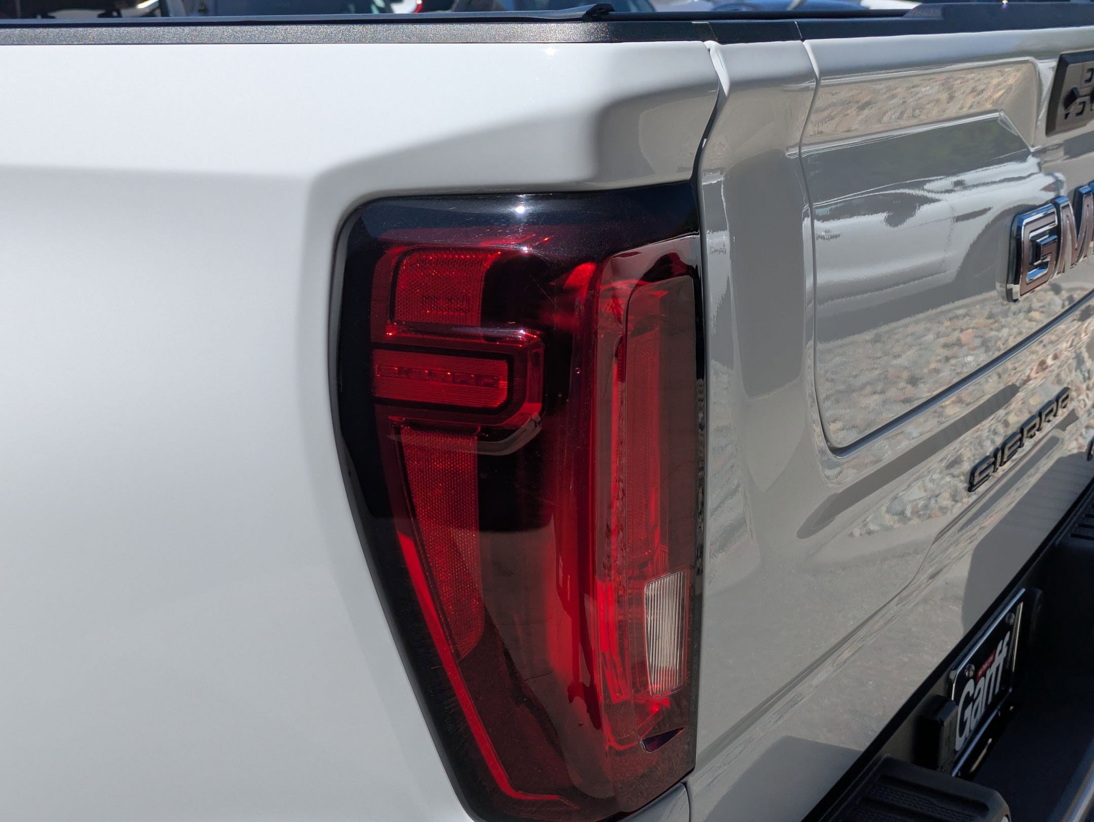 Used 2024 GMC Sierra 1500 AT4 w/ Technology Package AWD/4WD image 13