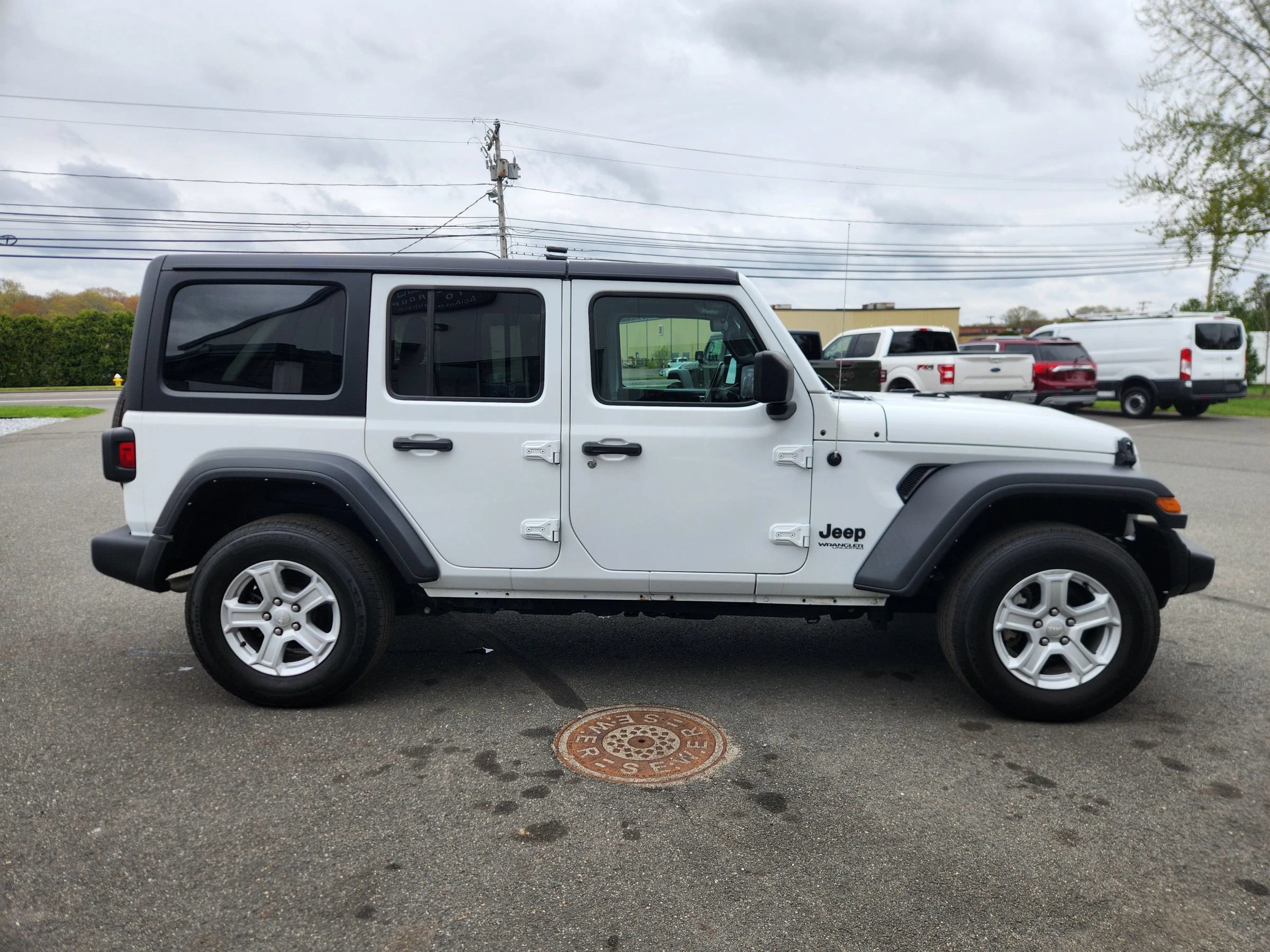 Used 2022 Jeep Wrangler Unlimited Sport AWD/4WD image 18
