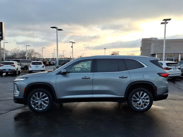 Used 2025 Buick Enclave Preferred image 9